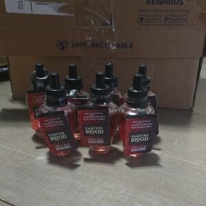 Bath & Body Works Vampire Blood Wallflowers Refill Set - Deep Red